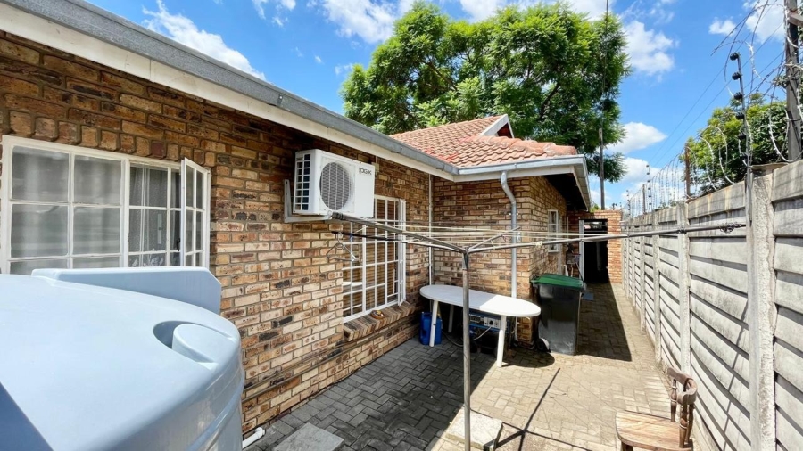 4 Bedroom Property for Sale in Protea Park North West